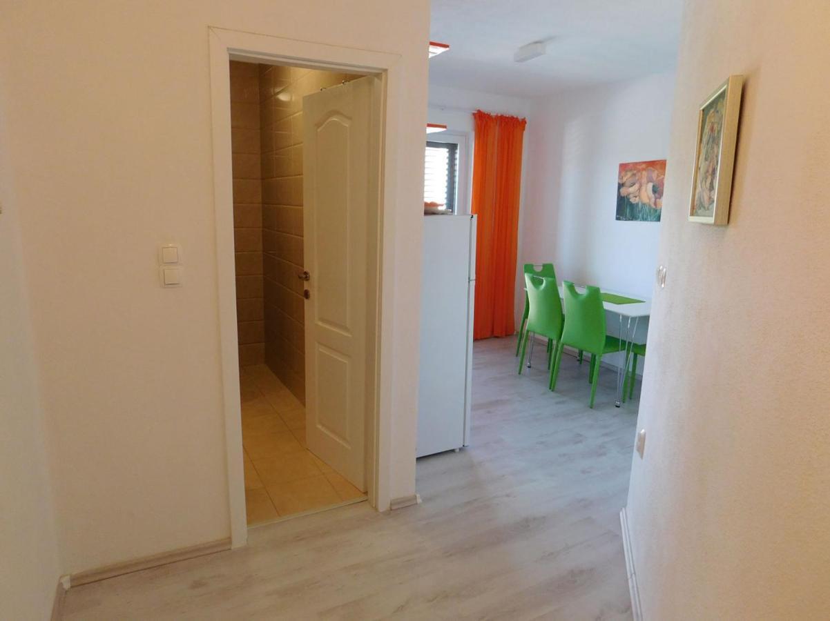 Villa Renata - Apartment Zeleni Повля Екстериор снимка